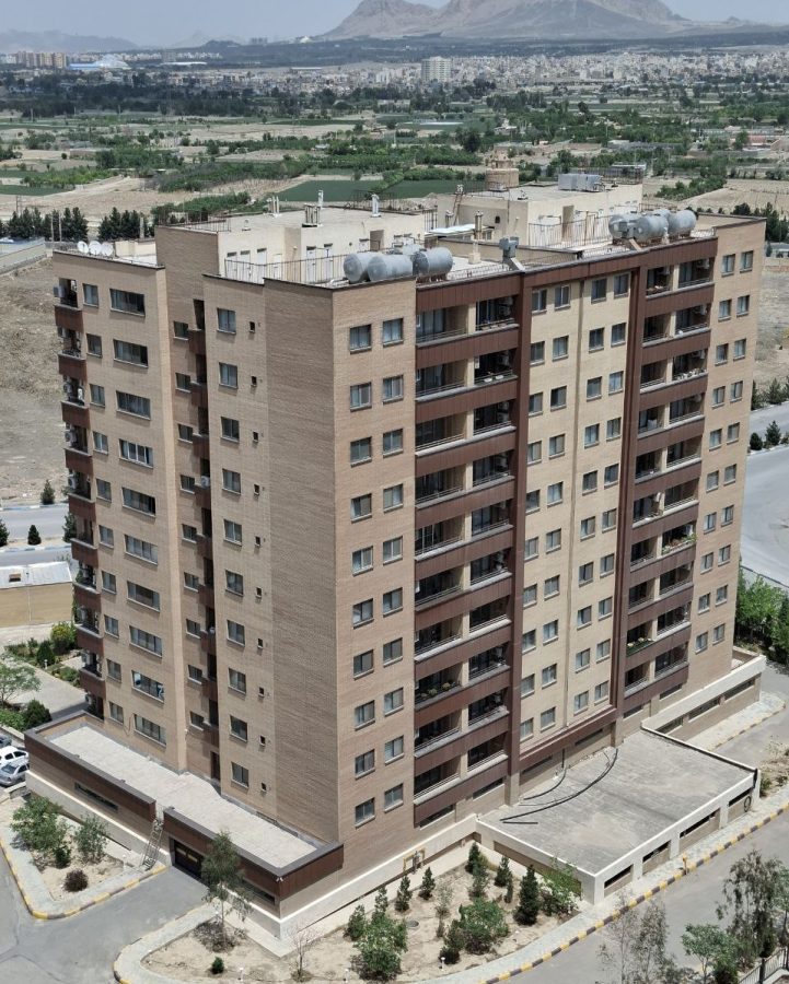 photo_5798734135328622665_y